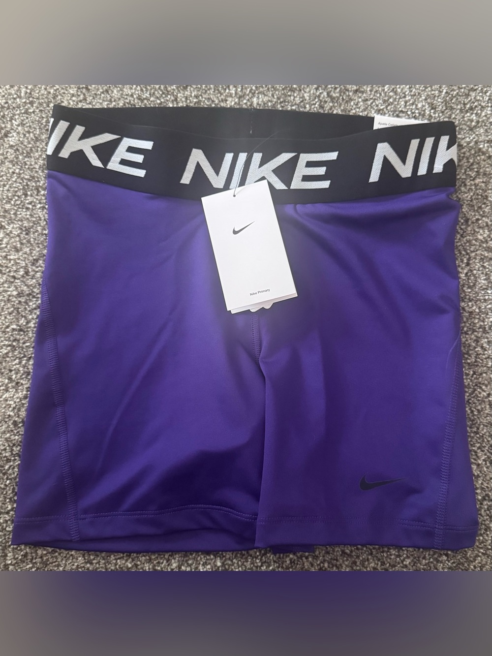NWT Women's NIKELightweight Dri Fit 5"PurpleVICTORY Shorts 1B2329 med